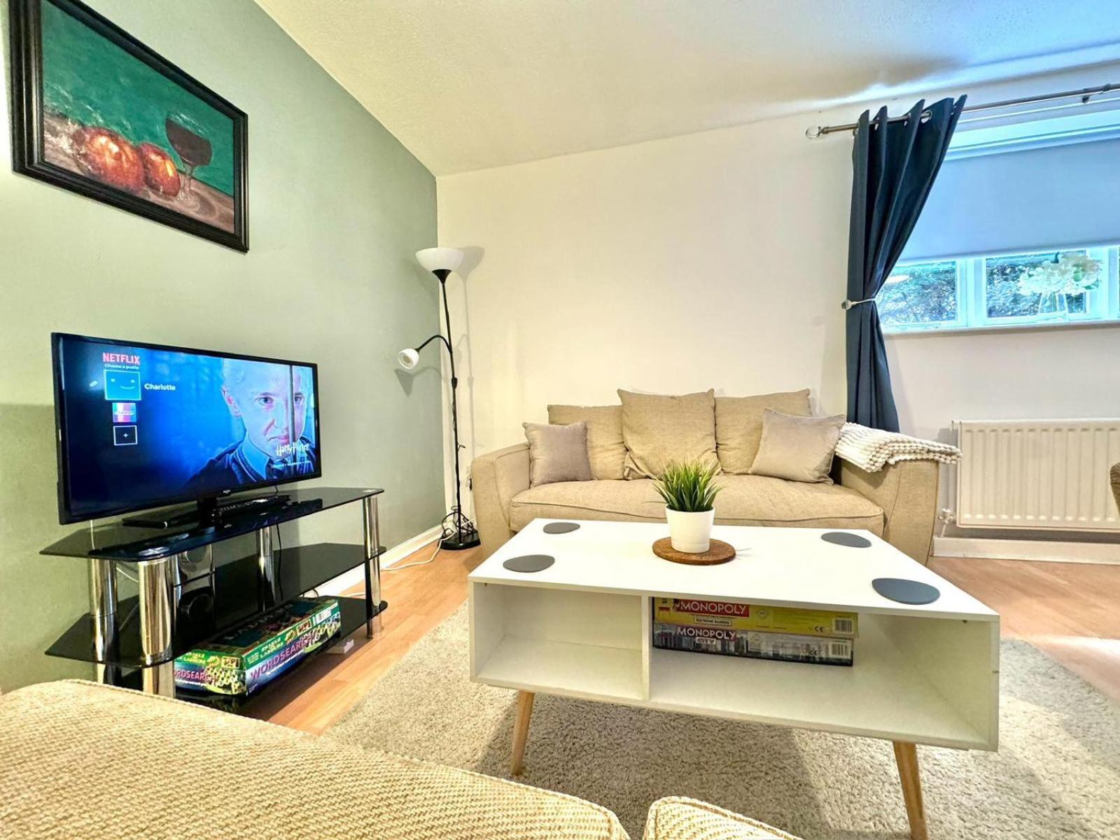 The Alnham, Large 3 Bed Apartment, Close To The City 泰恩河畔纽卡斯尔 外观 照片